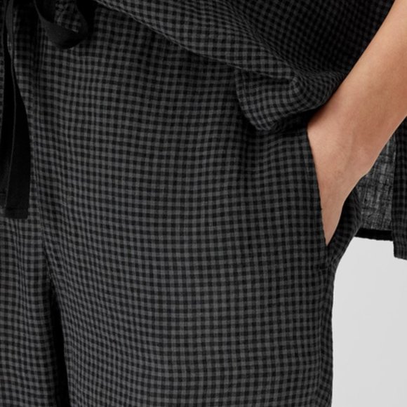 Puckered Organic Linen Tapered Pant - Picture 3 of 6